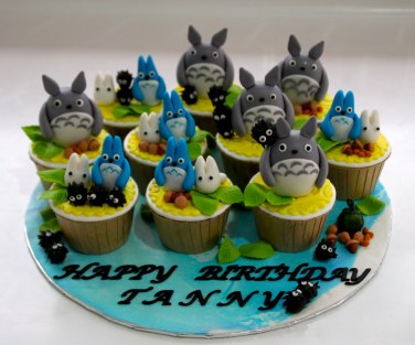 TotoroCupcake
